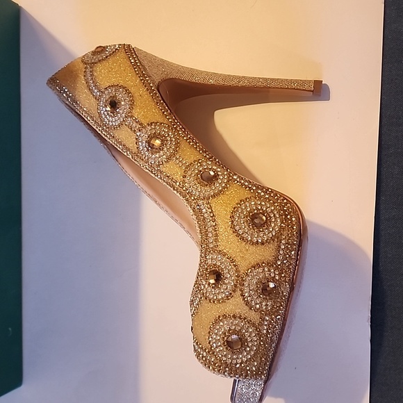 Lauren Lorraine "Elenor" nude size 8. New.  Looks more gold to me! - Picture 8 of 16